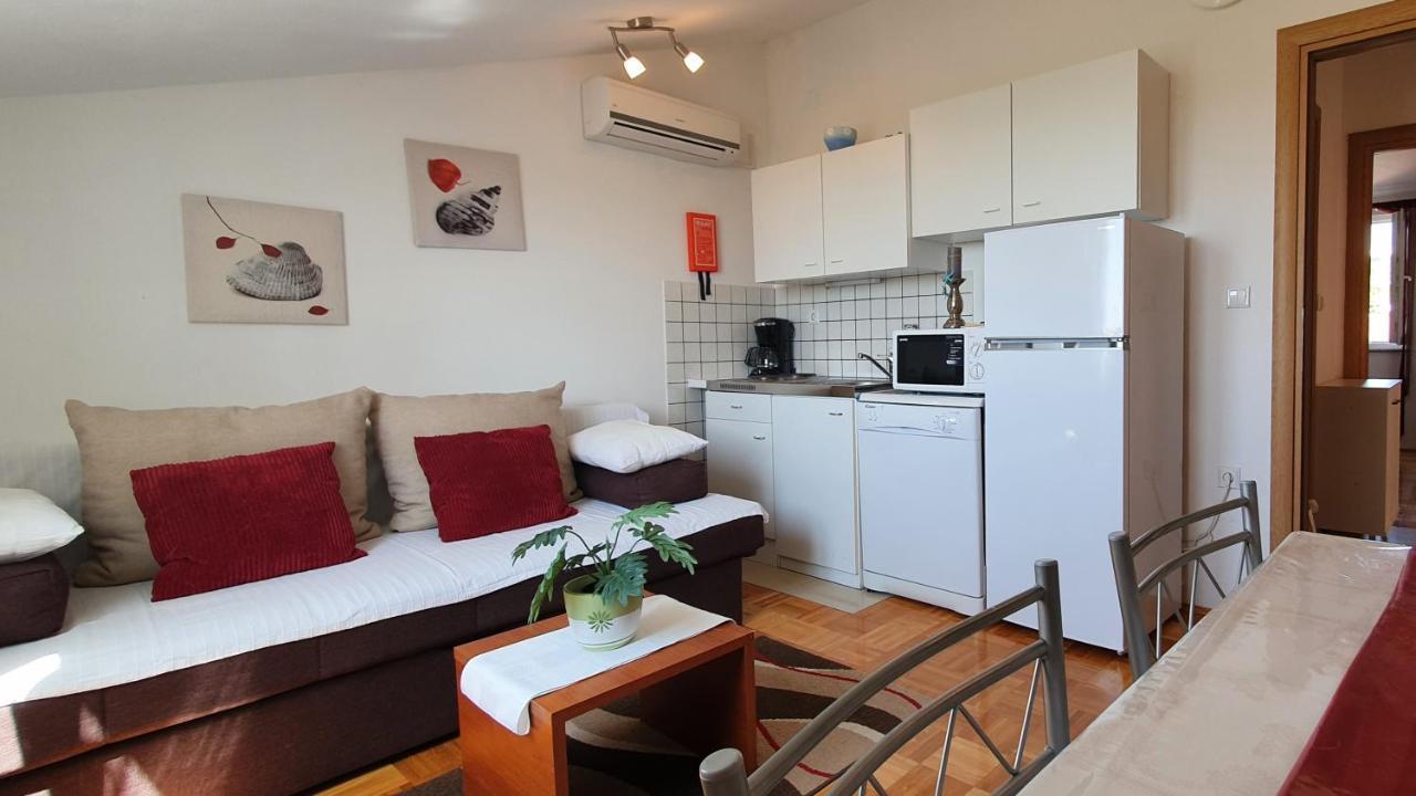 Apartmani Villa Lilliana Tribalj Exterior foto